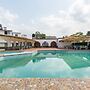 OYO Hotel Casa Blanca