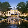 Williamsburg Inn, an official Colonial Williamsburg Hotel