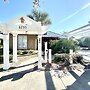 Beach Club Cottage 20 by ALBVR