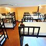 Twin Palms Hostel Phi Phi