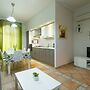 Delfino2 Casesicule, Nice Apartment with Balcony, Sand Beach at 70 mt,
