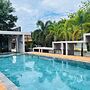 Seree Grand Resort