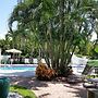 Olde Marco Inn 401