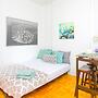 NY011 2 Bedroom Apartment By Senstay