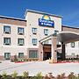 Days Inn & Suites by Wyndham Houston NW Cypress