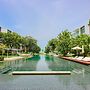 Hua Hin Luxury Beachfront Condo By Mon