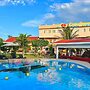 Cocomango's Resort