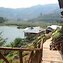 Lake Bunyonyi Rock Resort