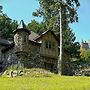 HIGHLANDS CASTLE overlooking Lake George.. plus 2 other Castles!