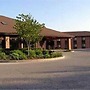 Capital O Amerihost Inn and Suites Fulton Hwy 54 MO