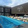 H2O Hotel