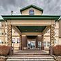 Grande Cache Inn and Suites