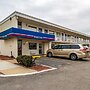 Motel 6 Joliet, IL - I-80