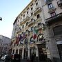 Mokinba Hotels King