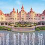 Disneyland® Hotel