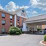 Comfort Suites Louisville Airport