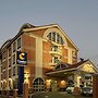Comfort Inn & Suites LaGuardia Airport