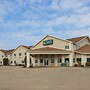 Quality Inn & Suites Belmont Route 151