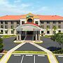 Holiday Inn Express & Suites Sebring by IHG