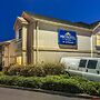 Microtel Inn & Suites by Wyndham Auburn