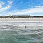 Beacher's Lodge Oceanfront Suites