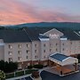 Fairfield Inn & Suites by Marriott Roanoke Hollins/I-81