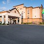 Holiday Inn Express & Suites Grenada, an IHG Hotel