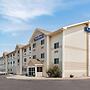 Travelodge by Wyndham North Platte