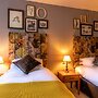Crown Hotel