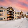 Mountain Edge Suites at Sunapee, Ascend Hotel Collection