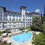 Hotel Savoy Palace