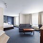 Super 8 by Wyndham Sainte Agathe Des Monts