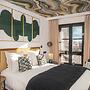 Maisons du Monde Hôtel & Suites - La Rochelle Vieux Port
