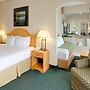 Holiday Inn Express Hotel & Suites Watertown-Thousand Island, an IHG H