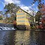 Old Mill Inn