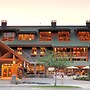 The Fox Hotel and Suites