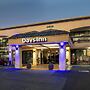 Days Inn & Suites by Wyndham Artesia