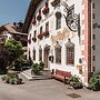 Hotel Strasserwirt Ansitz zu Tirol