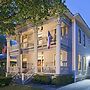 Brackenridge House Bed & Breakfast
