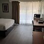 Crystal Inn Neptune