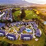 Pearl Valley Hotel by Mantis