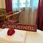Flora Place Hotel