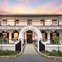 Mont d'Or Swartberg Hotel