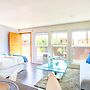 1 Bedroom near Hollywood Sights
