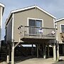 9 Nautical Nine Studio Bedroom Condo by RedAwning
