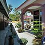 Kampung Guest House - Hostel