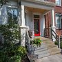 Applewood Suites - Queen West