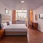 Metro Port City Hotel