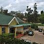 Little Woods Inn