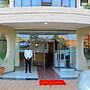 Five to Five Hotel